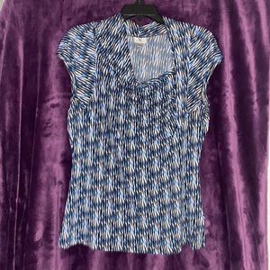 Worthington blouse. Great for work dress! Gently worn. Versatile!